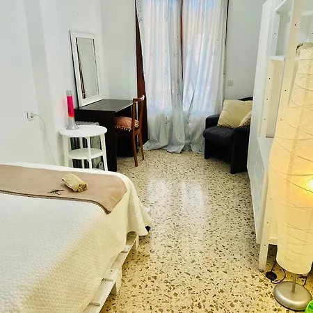 Habitacion Rustica En Para Una Sola Persona En Casa Familiar